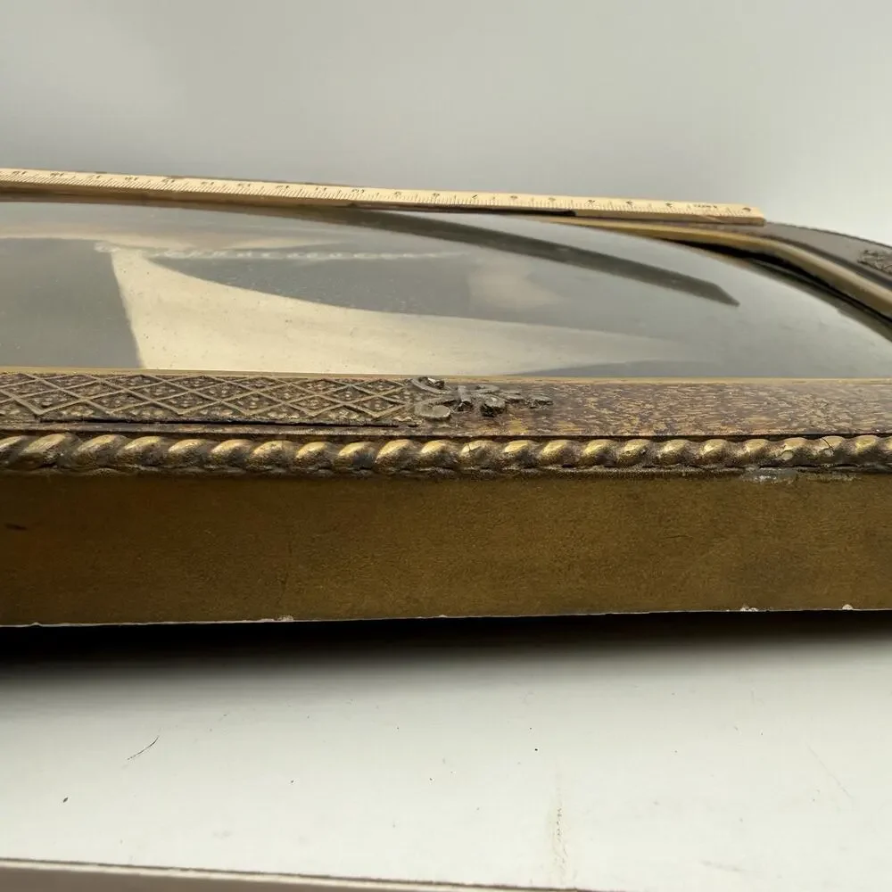 Antique Convex Bubble Glass Wood Frame Master‎ Art Chicago Portrait Young Woman